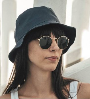 Bob personnalisable en polyester recyclé AT206 en coloris navy
