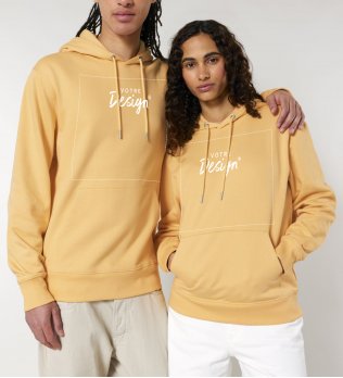 une femme et un homme porte le sweat à capuche Cruiser 2.0 à personnaliser, en coloris Nispero