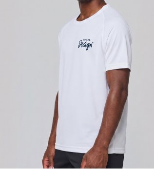 mannequin homme de face portant le T-shirt de sport manches courtes personnalisable Express mannequin homme de face portant le T-shirt de sport manches courtes personnalisable Express