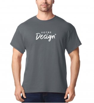 mannequin homme de face portant le T-shirt manches courtes personnalisable