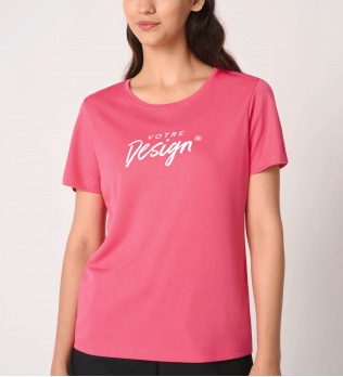 mannequin femme de face portant le T-shirt sport femme Mercury personnalisable mannequin femme de face portant le T-shirt sport femme Mercury personnalisable