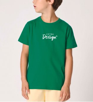 mannequin enfant garçon de face portant le T-shirt enfant Basic personnalisable mannequin enfant garçon de face portant le T-shirt enfant Basic personnalisable