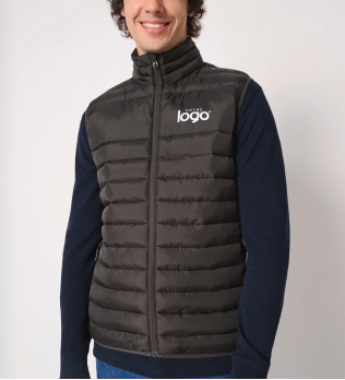 mannequin homme de face portant le Bodywarmer matelassé homme personnalisable mannequin homme de face portant le Bodywarmer matelassé homme personnalisable