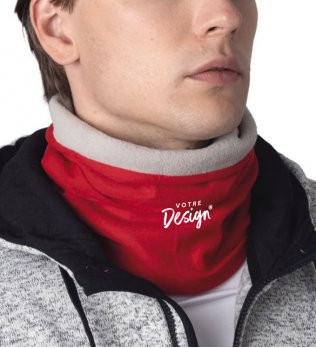 mannequin homme de face Tour de cou doublé polaire personnalisable