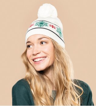 vue face bonnet de noel à broder 