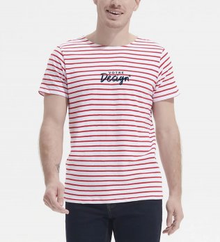 mannequin homme de face portant le T-shirt homme marinière personnalisable