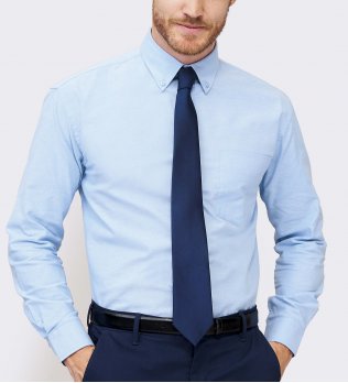 Chemise personnalisable Boston en coloris Ciel Chemise personnalisable Boston en coloris Ciel sans logo porté par un homme