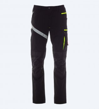 Pantalon de travail léger Payper Next 4W en coloris Noir vu de face sur fond gris