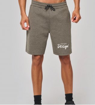 mannequin homme de face portant le Short homme personnalisable mannequin homme de face portant le Short homme personnalisable