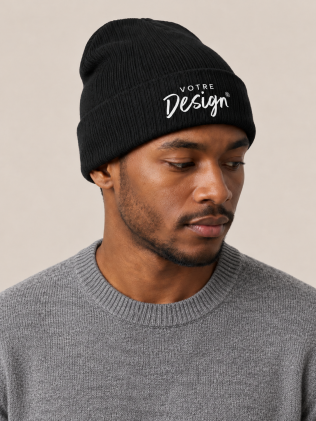 Bonnet B447 porté par un mannequin homme Bonnet B447 porté par un mannequin homme