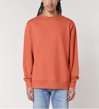 homme de face portant le sweat Changer 2.0 à personnaliser en coloris Fiesta homme de face portant le sweat Changer 2.0 à personnaliser en coloris Fiesta