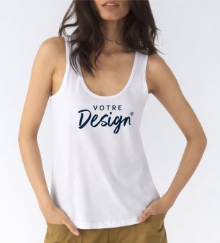 mannequin femme de face portant le débardeur CGTW073 blanc mannequin femme de face portant le débardeur CGTW073 blanc