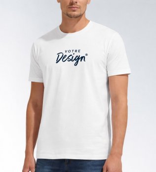 T shirt Imperial 11500 en coloris blanc porté par un mannequin homme avec votre design et zone de personnalisation T shirt Imperial 11500 en coloris blanc porté par un mannequin homme avec votre design et zone de personnalisation