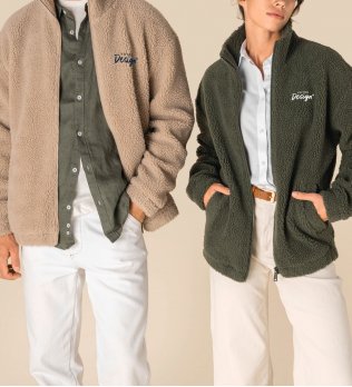 mannequin homme et mannequin femme de face portant le Sweat-shirt zippé à épaules tombantes en sherpa unisexe personnalisable mannequin homme et mannequin femme de face portant le Sweat-shirt zippé à épaules tombantes en sherpa unisexe personnalisable