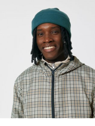 Mannequin homme de face portant le bonnet Rib Beanie couleur stargazer