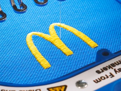 Polo McDo Champs-Élysées - Broderie