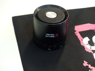 Enceinte bluetooth personnalisée sur mesure - disponible sur devis