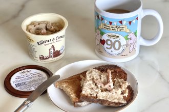 Mug personnalisé pour les 90 ans de l'entreprise Prunier