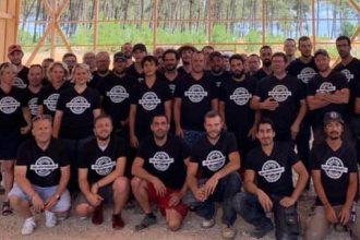 T-shirts personnalisés pour les équipes, même du bâtiment !